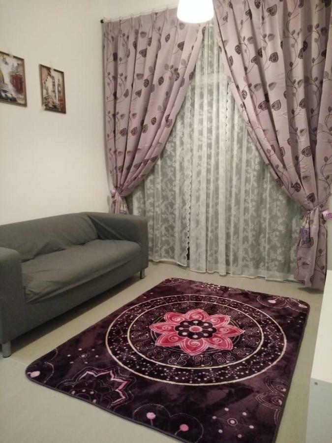 Casa D'One Homestay D Pasar Malam Cameron Highlands Esterno foto