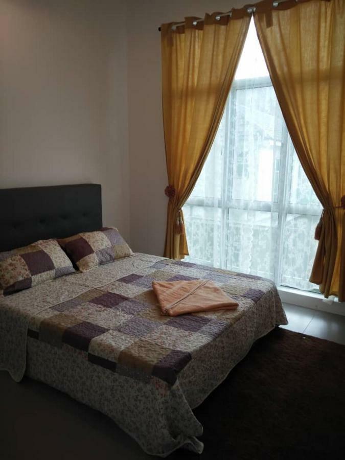 Casa D'One Homestay D Pasar Malam Cameron Highlands Esterno foto